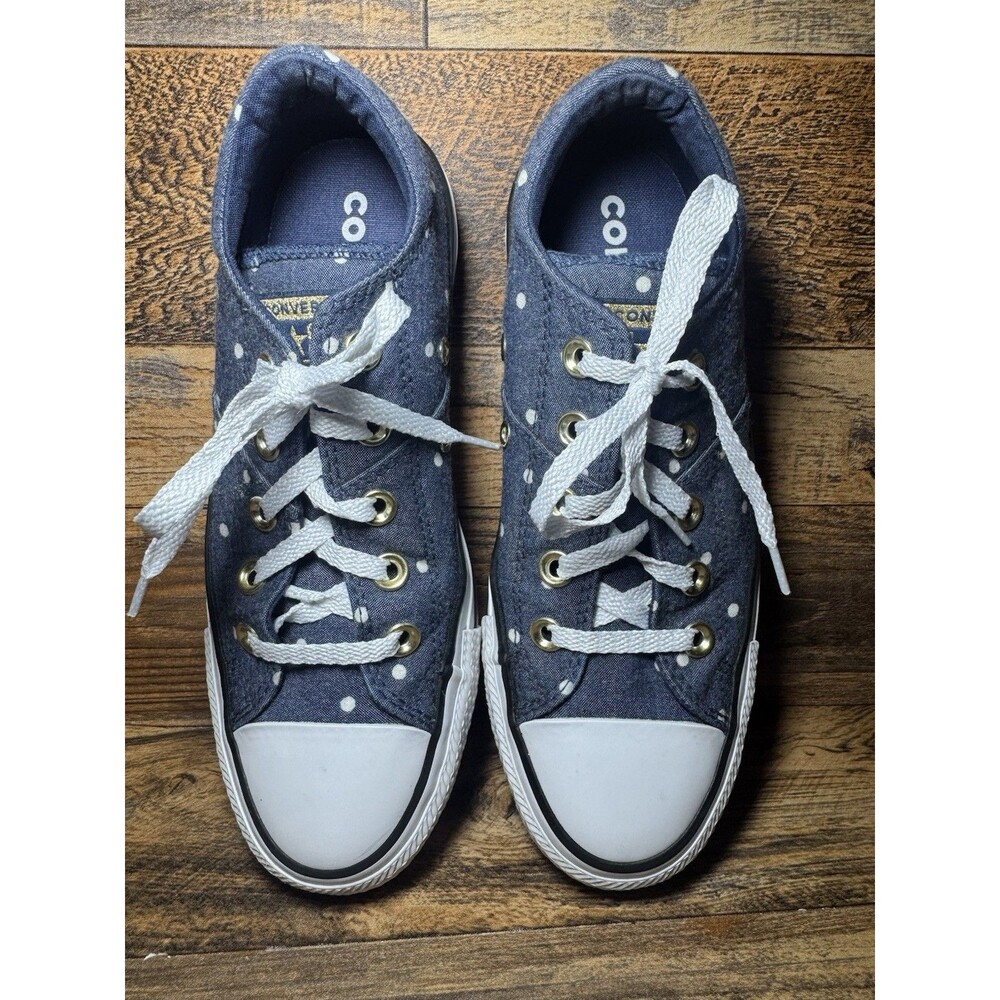 Converse Women’s Chuck Taylor All Star Low Polka Dot Denim Sneakers Size 6